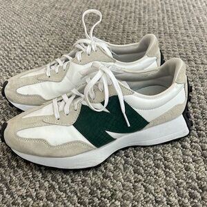 Women's New Balance 327 Sneakers